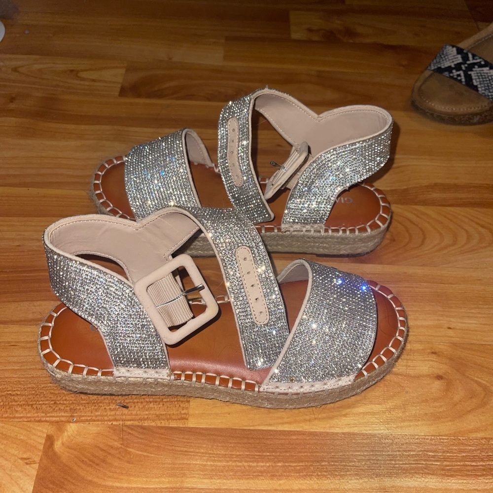 Gianni bini silver sparkle sandals